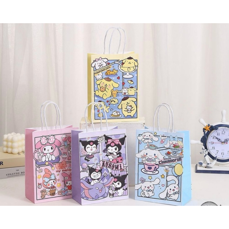 

PAPERBAG SANRIO KUROMI MELODY