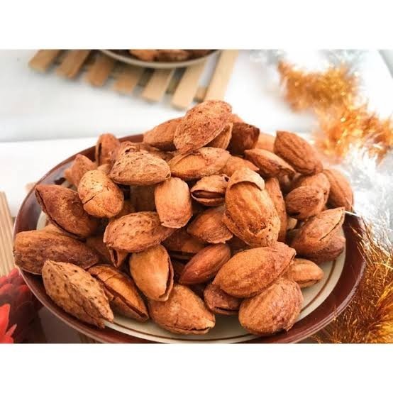 

Kacang Almond Kulit Panggang Rasa Milk 250 Gram
