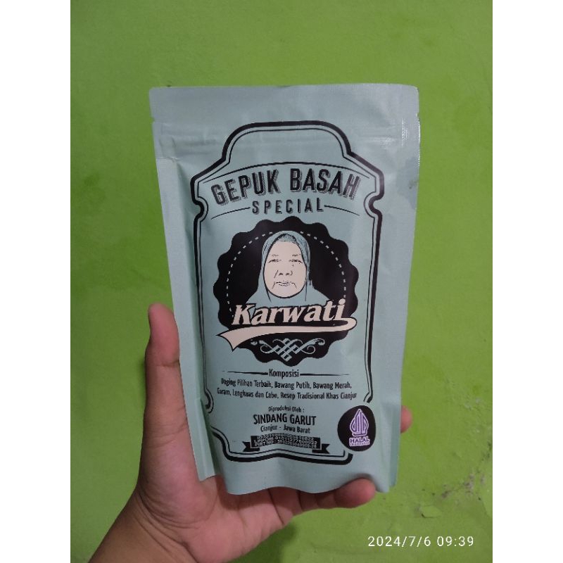 

GEPUK BASAH KARWATI POUCH | gepuk basah | gepuk basah karwati asli | daging gepuk | gepuk basah | jajanan