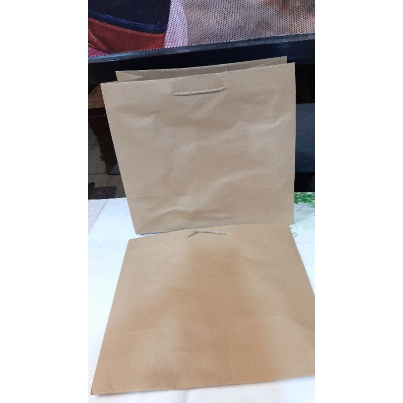 

Paperbag Okey Polos Coklat / Paperbag Polos Cokat Okey Harga Per 1 Pak Isi 10 Pcs