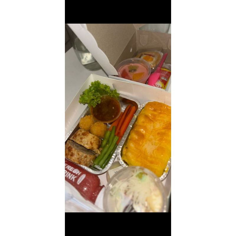 

ready MAKANAN Santap Nikmat