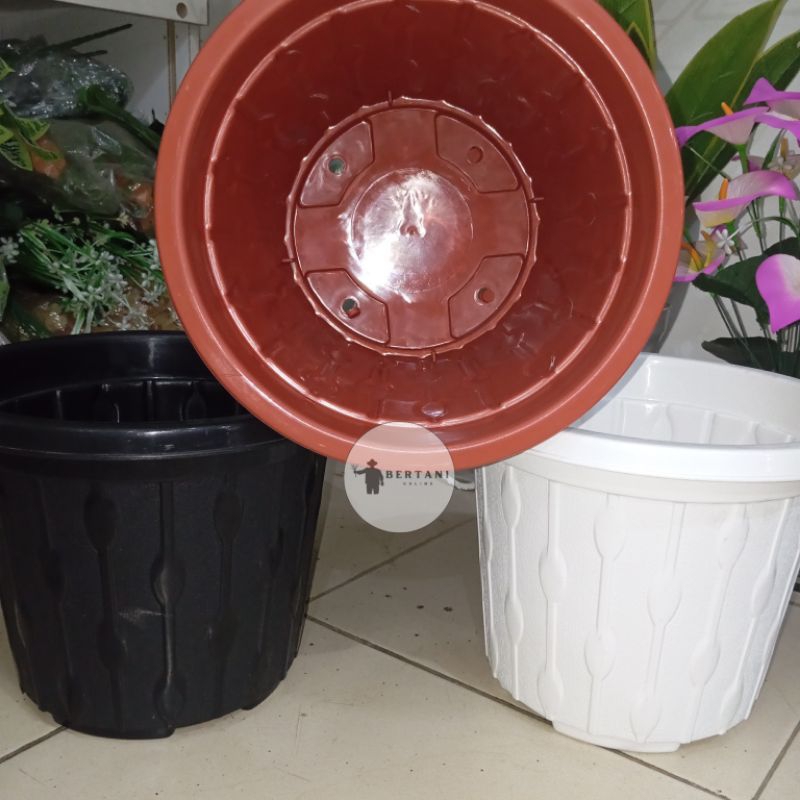Pot Tulip Ukuran 30 Budi Jaya Plastik