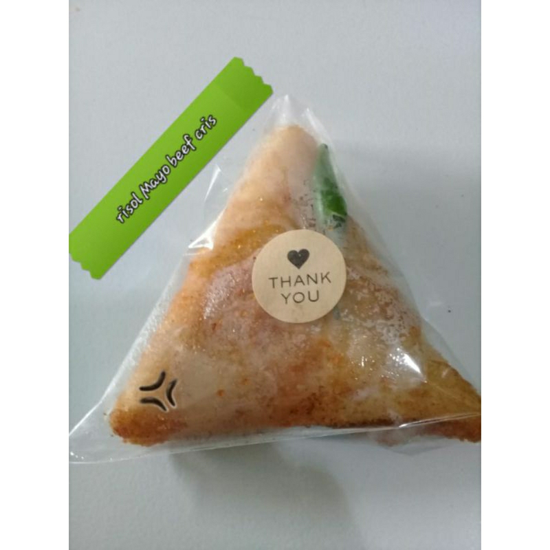 

Risol Mayo beef crispy segitiga isi 10pcs
