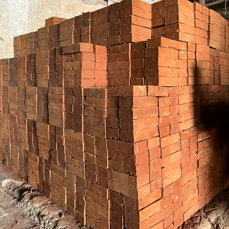 Bata Merah Pres Garut