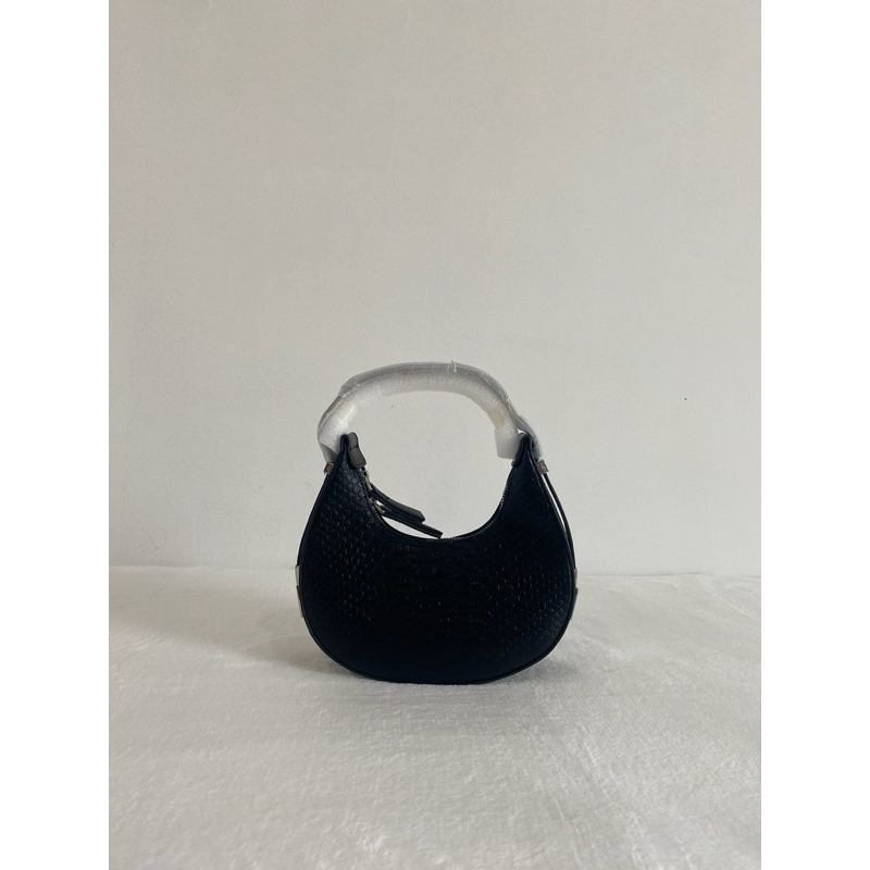 Tas wanita kecil hitam kulit