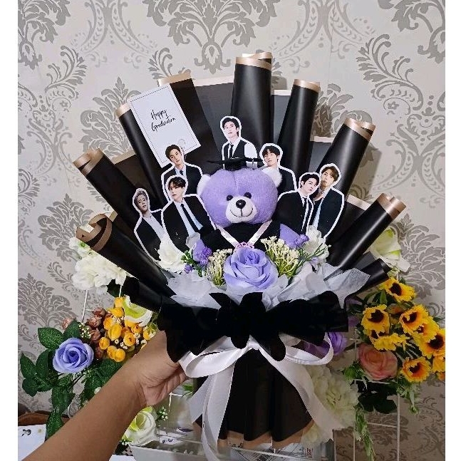 buket wisuda bts/bisa custom foto