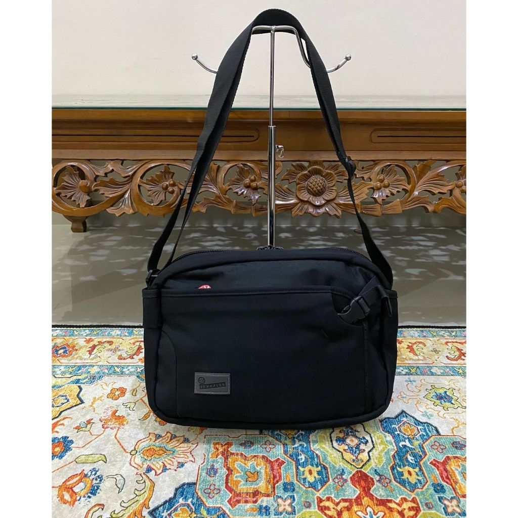 Crumpler Dry Red No2 2267