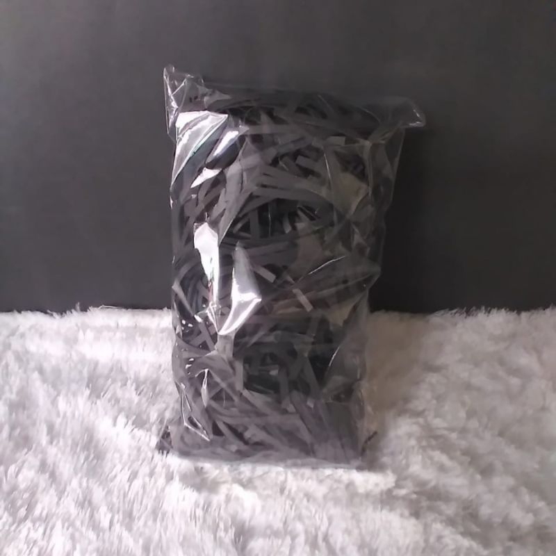 

Kertas Cacah untuk alas kotak kado