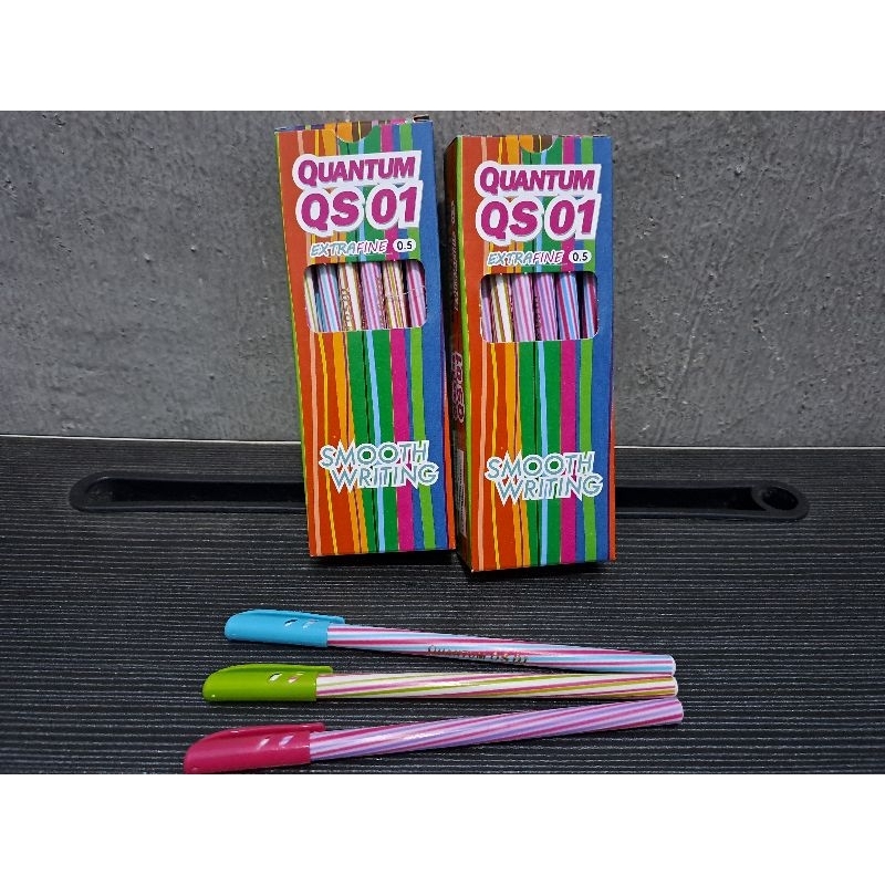 

Selusin (12pcs) Pulpen/ Bolpoint Quantum Qs 01 tinta hitam murah