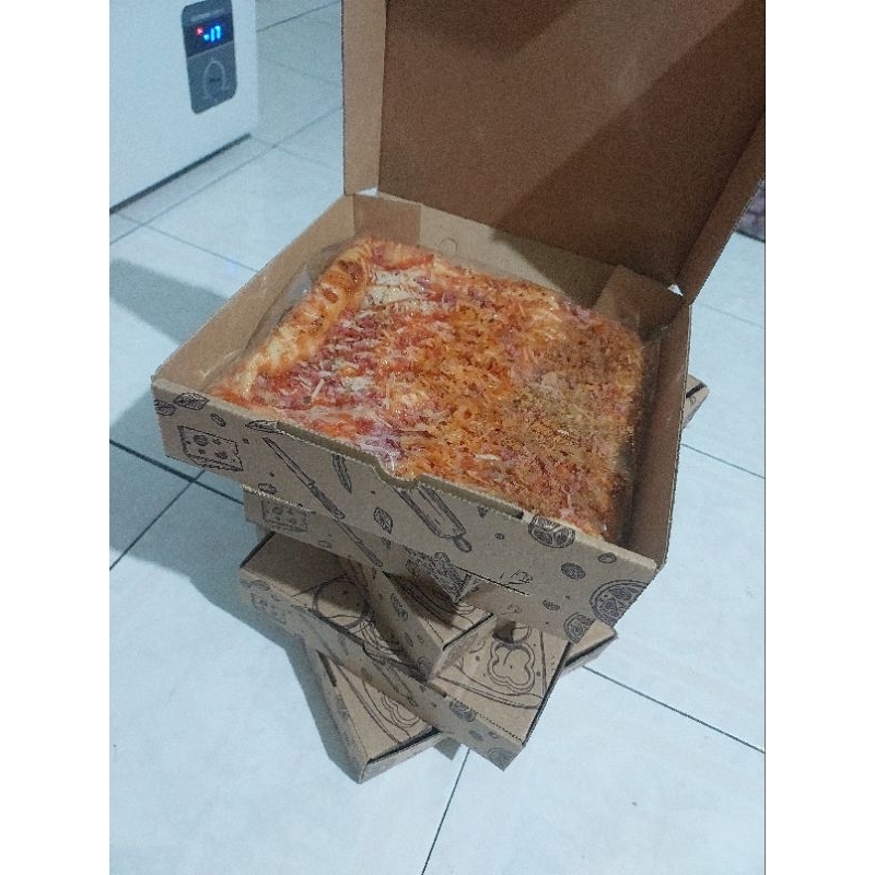 

pizza tiga rasa