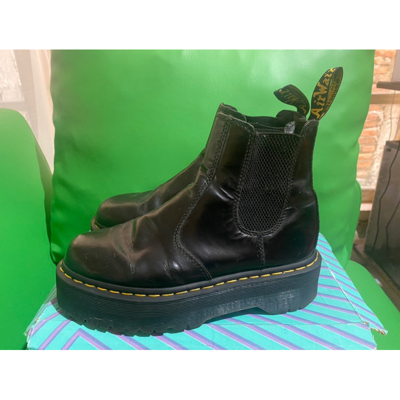 (SALE) Dr. Martens Chelsea Quad Boots