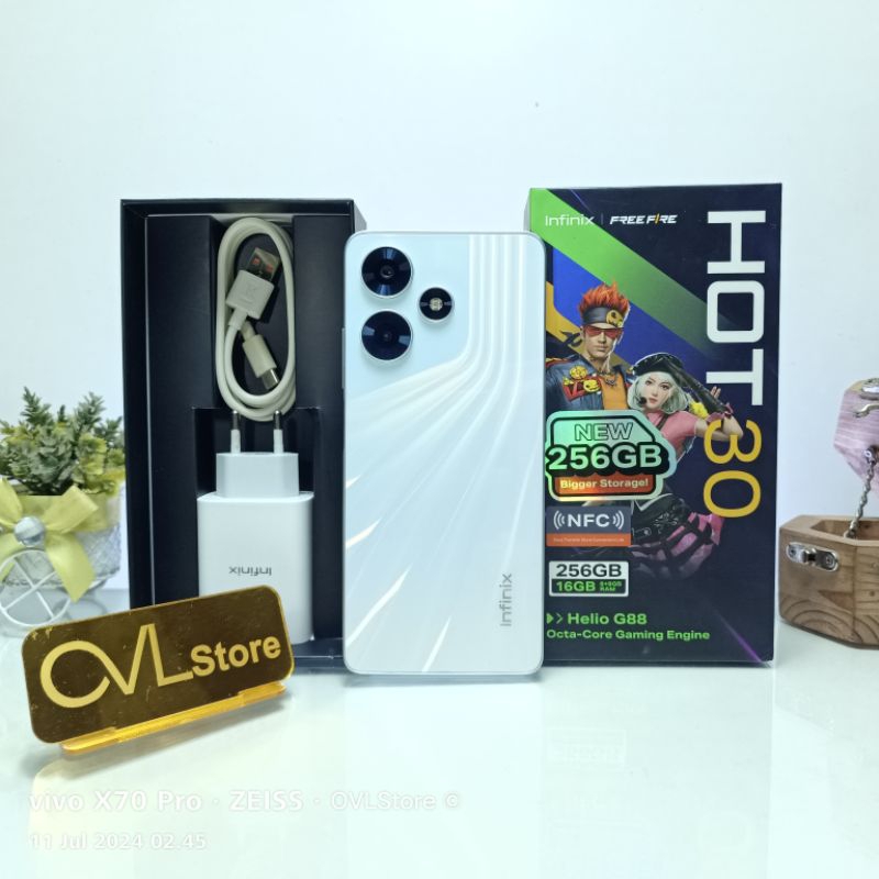 INFINIX HOT 30 RAM 8/256 GB HP SECOND MURAH GARANSI RESMI