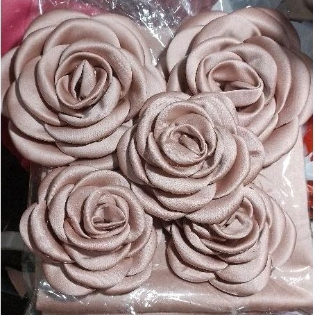 Bros mawar satin 20 cm bunga besar oversized flower