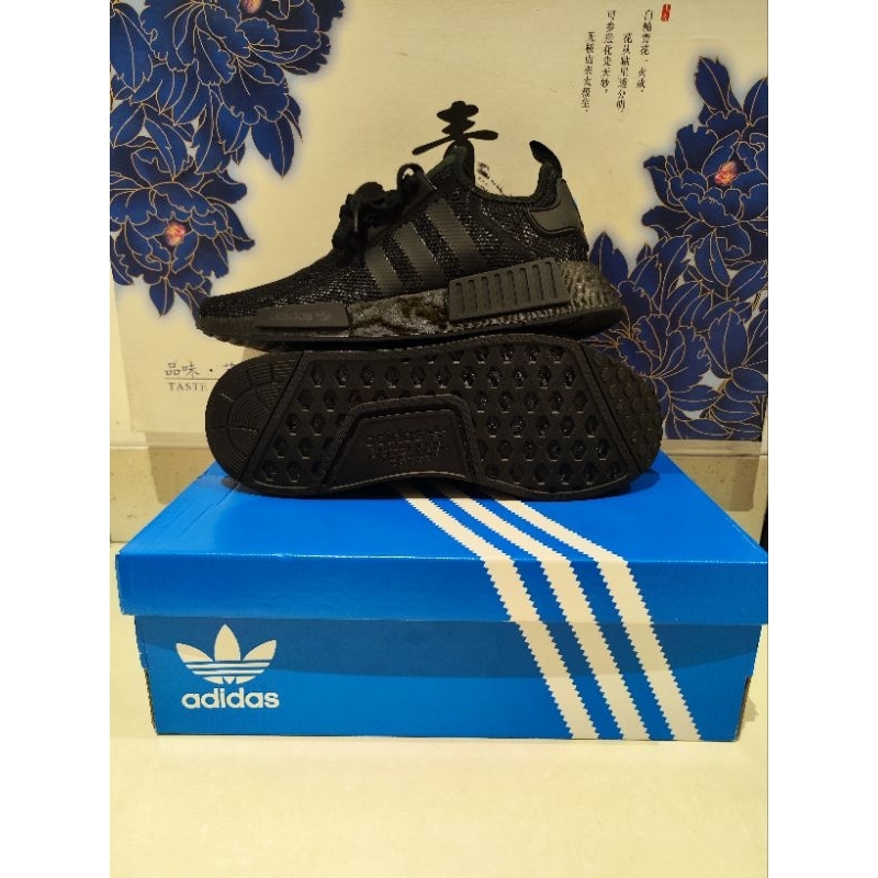 Sepatu ADIDAS NMD R1 CAMO BNIB jamin authentic original