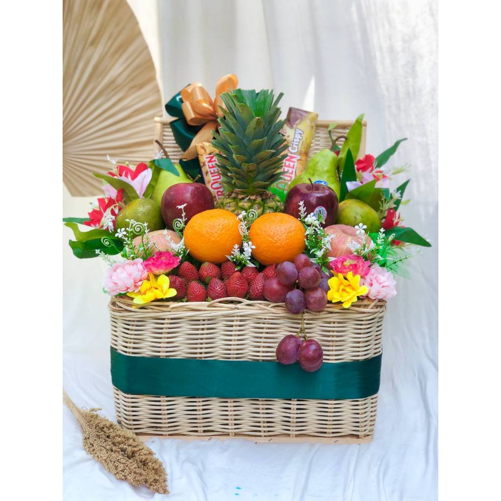 

PARCEL BUAH SEGAR HAMPERS BUAH FRESH HANTARAN SAUDARA / TEMAN GRTAIS KARTU UCAPAN