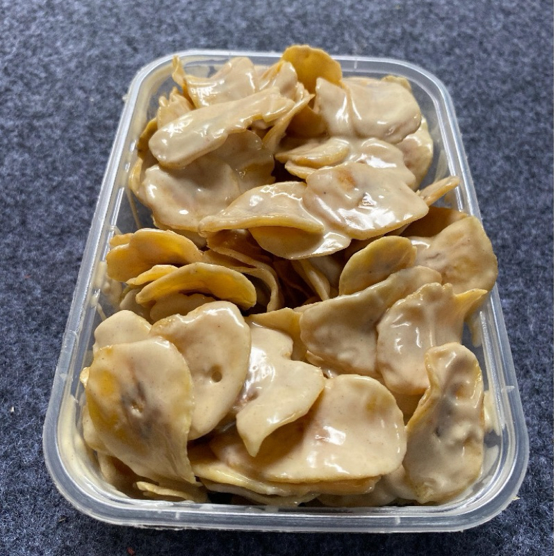 

Keripik pisang Lumer White coklat kemasan box 500 ml