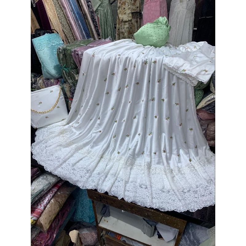 Mukena bunga kecil/ mukena putih bunga/ mukena hitam Bunga