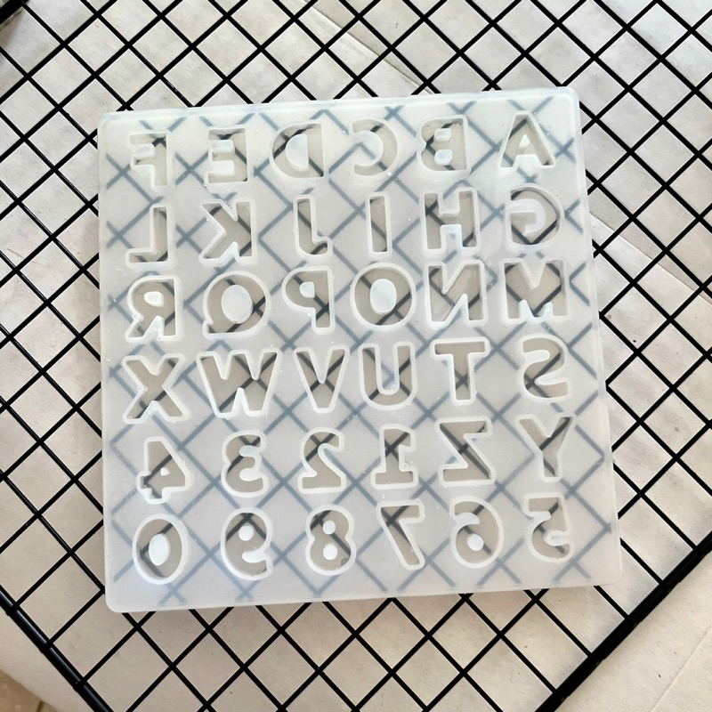 

CETAKAN RESIN SILICONE MOLD HURUF ALFABET MURAH / LETTER SILICONE RESIN MOLD MURAH / ALPHABET SILICONE RESIN MOLD