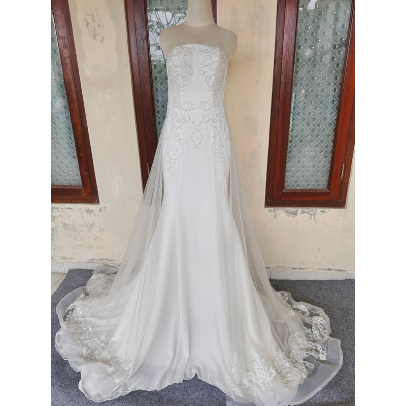 PRELOVED GAUN SINGER