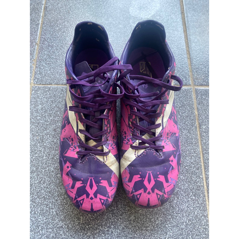 sepatu bola mills vulcan second size 40