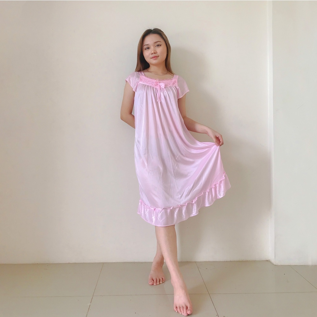 Daster Tidur Wanita Motif Renda Elegan Warna Pink Candy LD max 105cm Transparan Bahan Sutera Sexy
