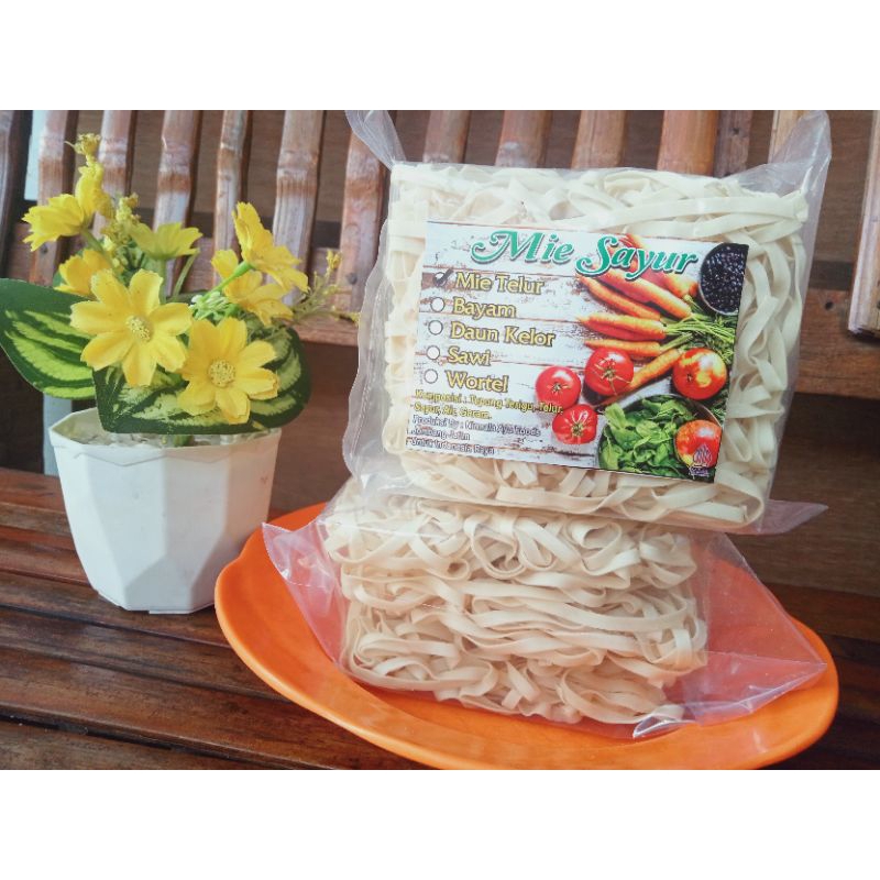 

MIE SAYUR PIPIH VARIAN TELUR / MIE SEHAT/ MIE TANPA PENGAWET