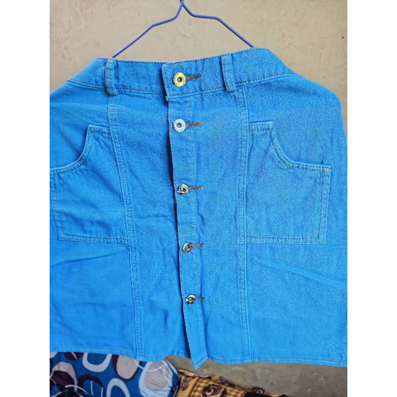 preloved rok jeans, bahan halus tidak kaku