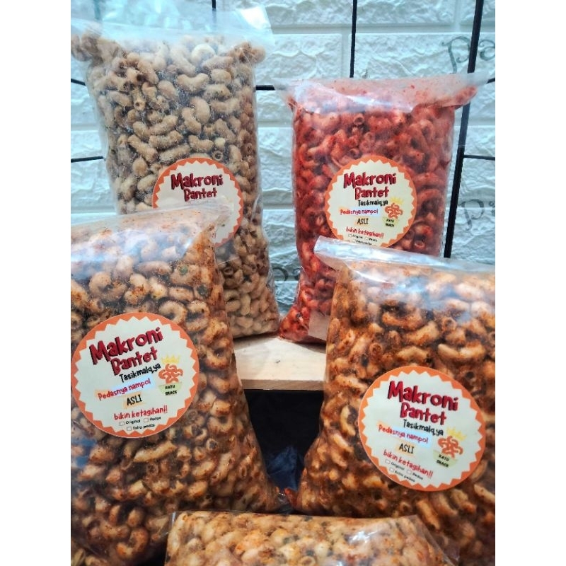 

Makaroni bantet Tasikmalaya makaroni Ratu snack pedas makaroni daun jeruk cemilan enak