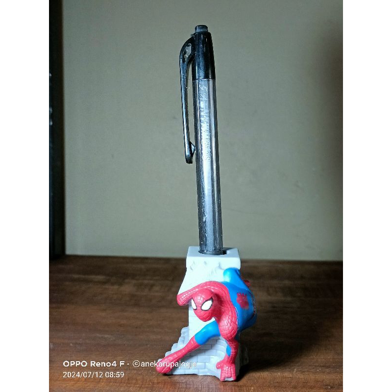 

tempat pen spiderman marvel pen stand