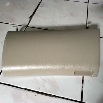 Tutup Laci Innova Lama 2005 2015