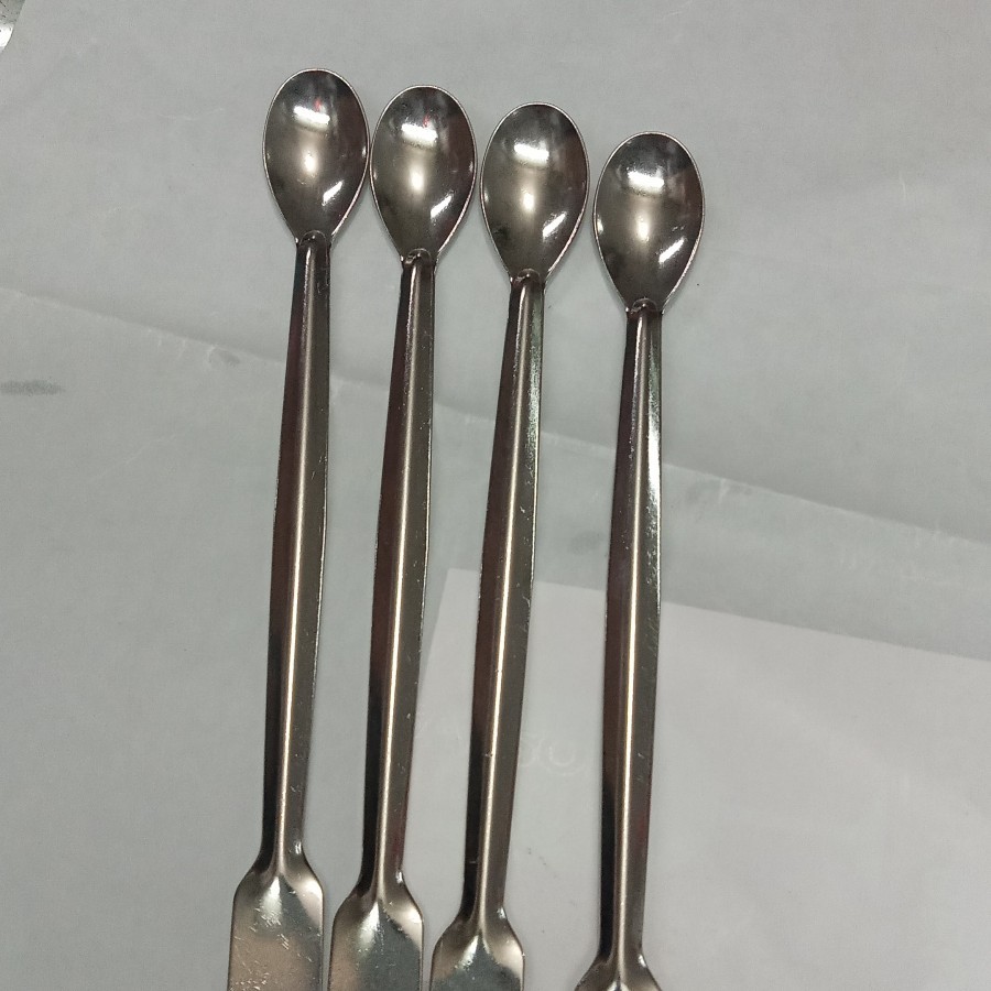 sendok spatula laboratorium