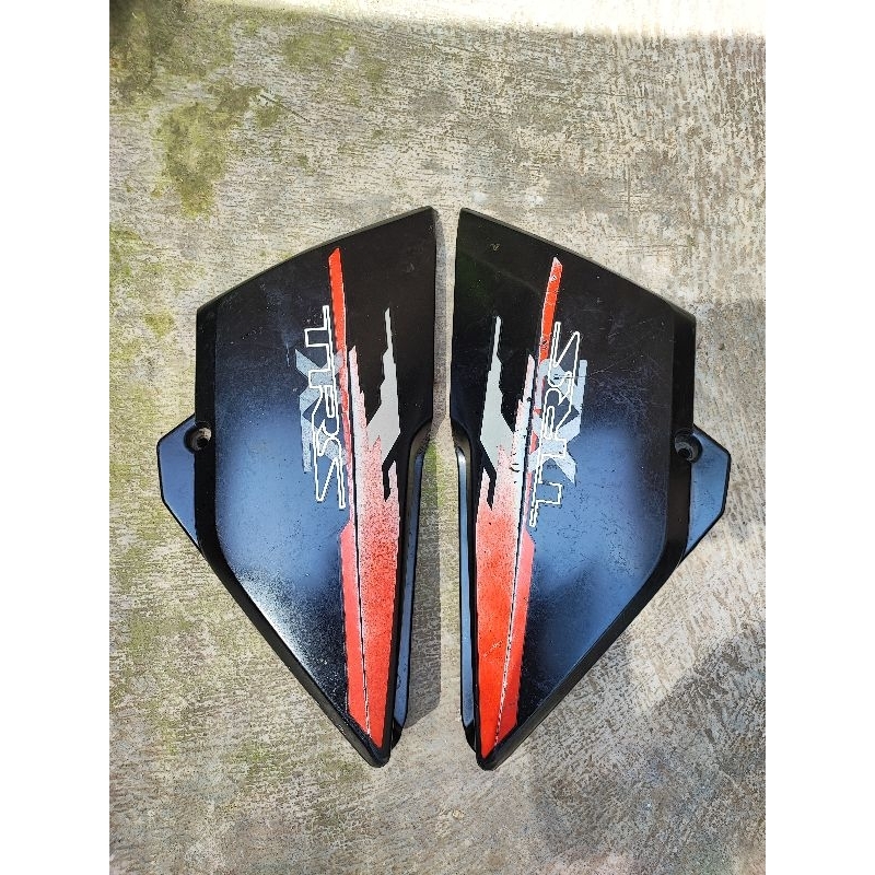 side cover Suzuki TRS tutup aki trs dop accu trs tepong TRS dop aki TRS original