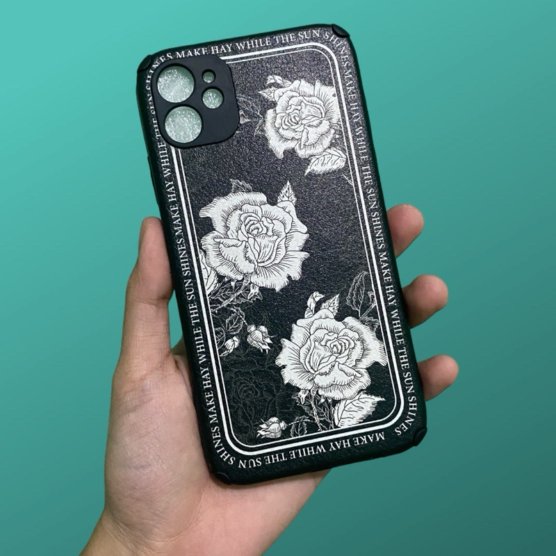 CASE IPHONE 11 - BLACK & WHITE ROSE (second)
