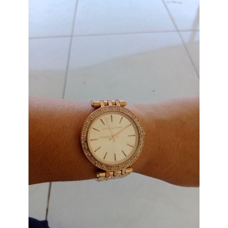 Jam tangan wanita Preloved Mk. kors 3192 Ori Dm.3,8 cm non box kondisi 90%