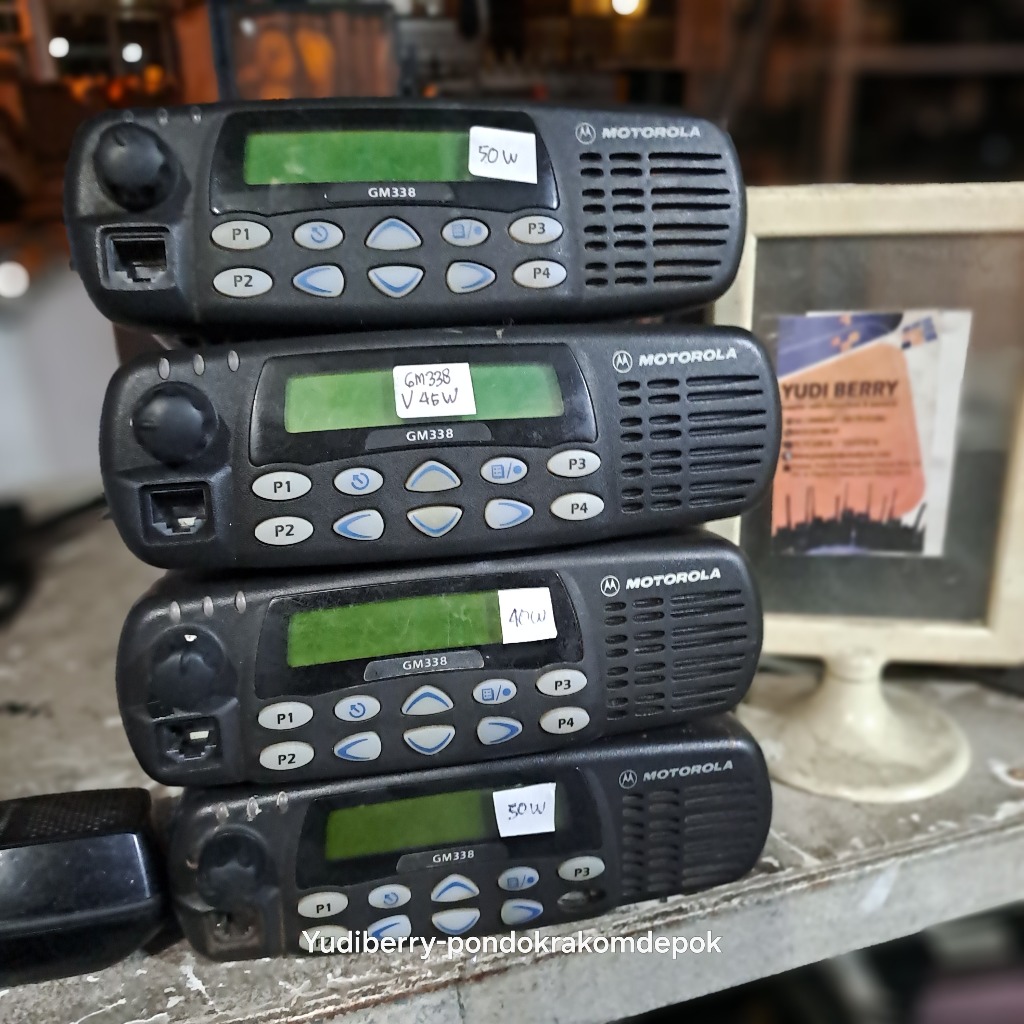 RADIO RIG MOTOROLA GM338 VHF VERSI 45 WATT MOTOROLA GM 338 FREKUENSI VHF POWER 50 WATT NORMAL TX RX