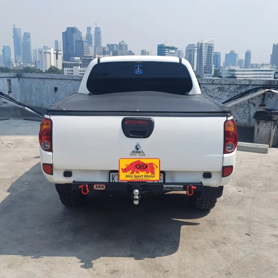 towing triton model ARB + shackle