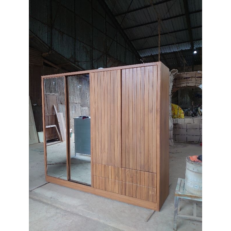 Almari / Lemari Pakaian Pintu Sliding Cermin Estetik Solid Jati