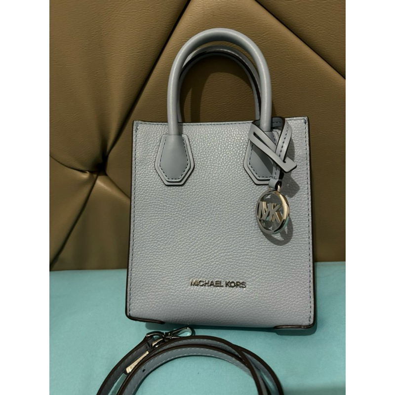 MK XS Mercer in Pale Blue