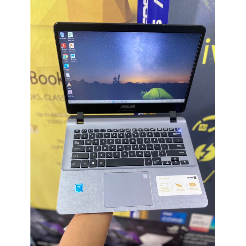 Laptop asus A407M Second Udah SSD siap pakai