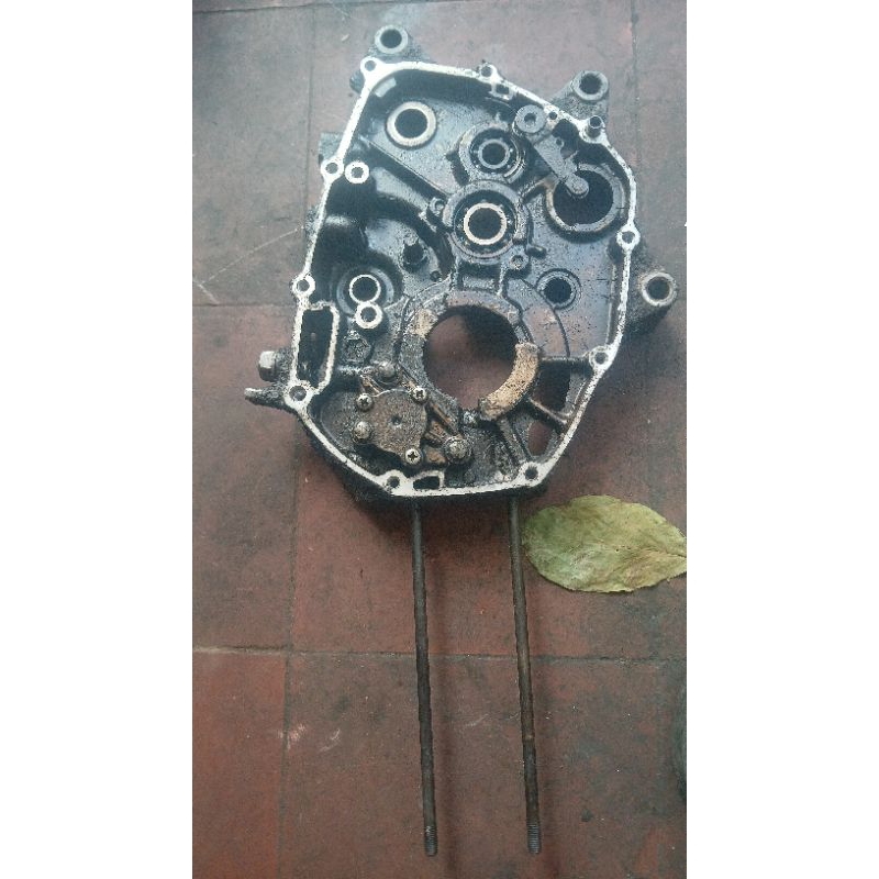 krengkes pembuangan oli revo absolutt