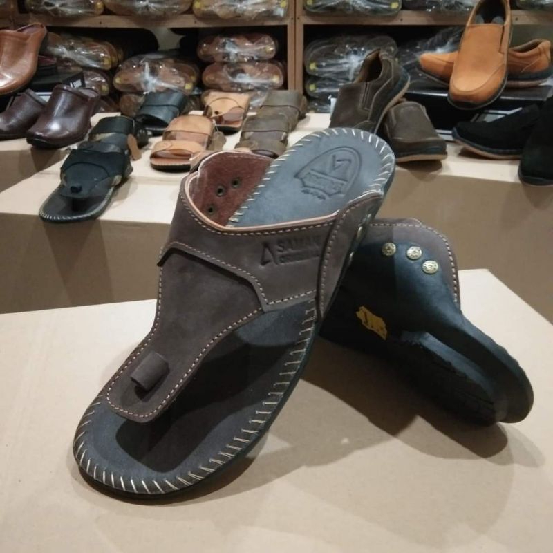 Grosir SANDAL KULIT PRIA