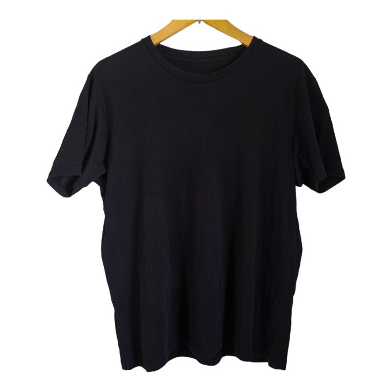 Basic t-shirt Uniqlo hitam L