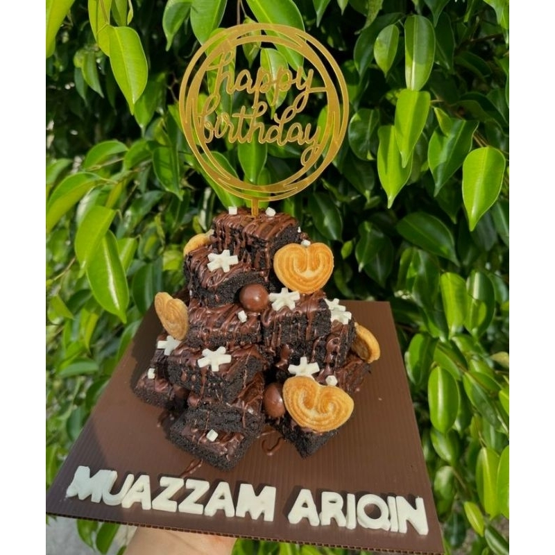 

BROWNIES HIAS / BROWNIES ULTAH / BROWNIES TOWER