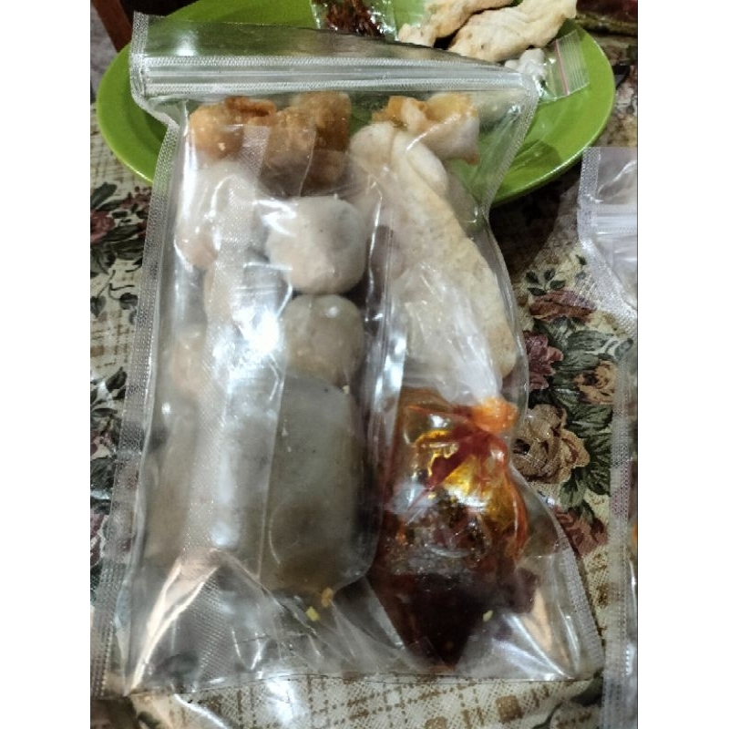 

baso aci ayam suwir