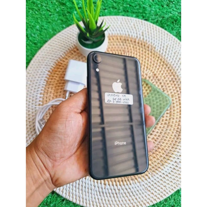 IPhone XR 64GBMulus dan no minusLengkap dan fullsetFace ID (Aman)Truetone (Aman)iCloud (Aman)AllOpra