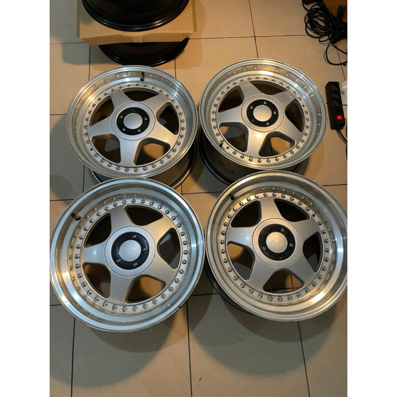 Velg OZ Futura R17 Supercopy. Center Cap Lengkap. Pcd 5x120/114. For BMW dan Mobil Jepang