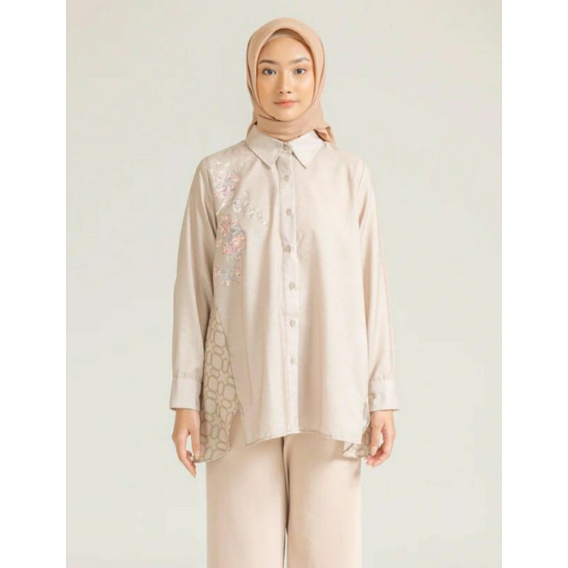 SALE RIA MIRANDA ‼️ DISKON SIERRA TOP RIAMIRANDA DEFECT ATASAN BEIGE BLOUSE COKLAT. BACA DESKRIPSI.