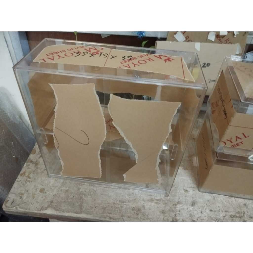 Etalase makanan acrylic PxLxT 30x15x20cm