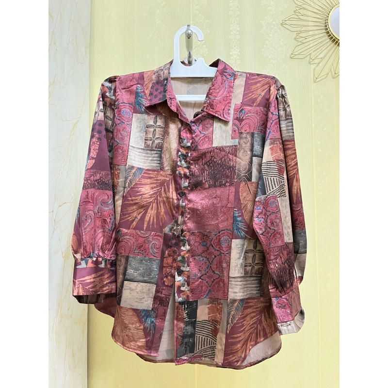 Preloved Kemeja Motif