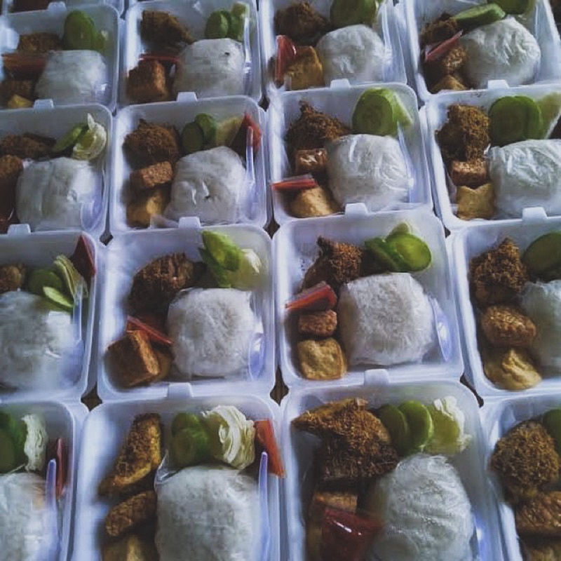 

Paket Catering Murah/Catering online/Nasi ayam lalap